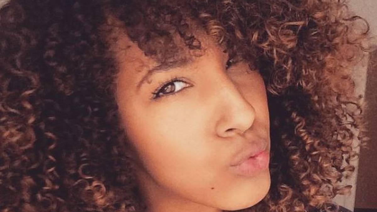 Nachdem ihre Brüder bereits in der Öffentlichkeit stehen, winkt jetzt auch Schwester Avelina die ganz große Bühne 