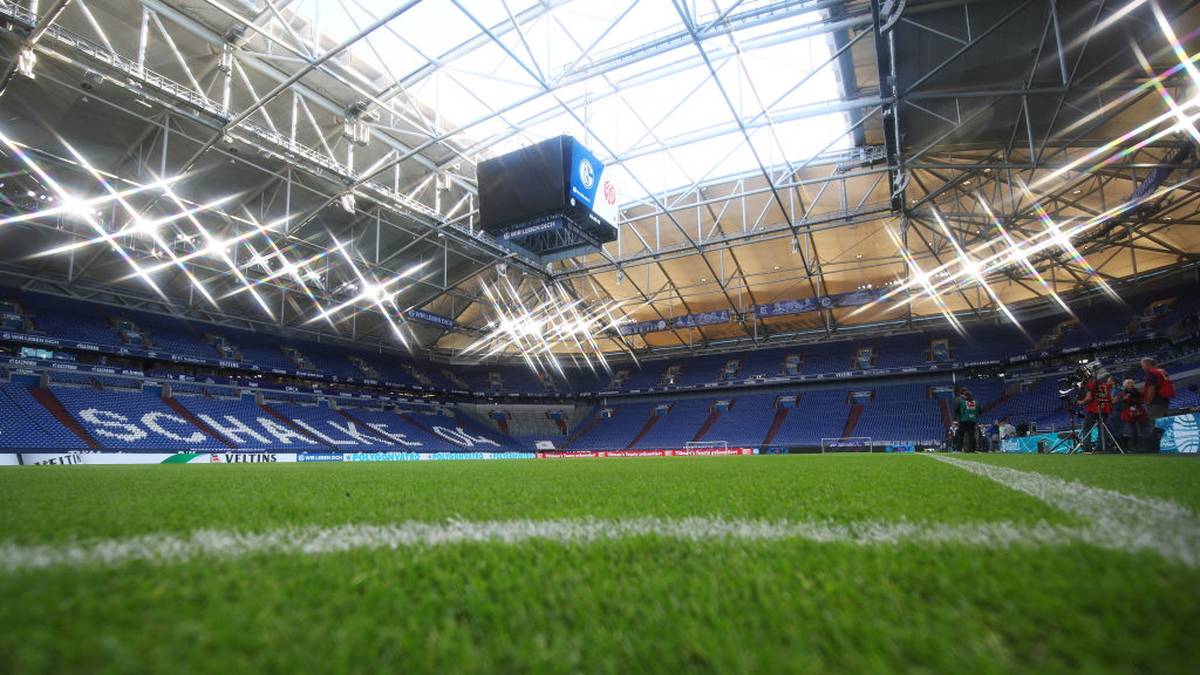 PLATZ 7: FC SCHALKE 04 (Veltins-Arena, 62.271) AUSLASTUNG: 98,20 %