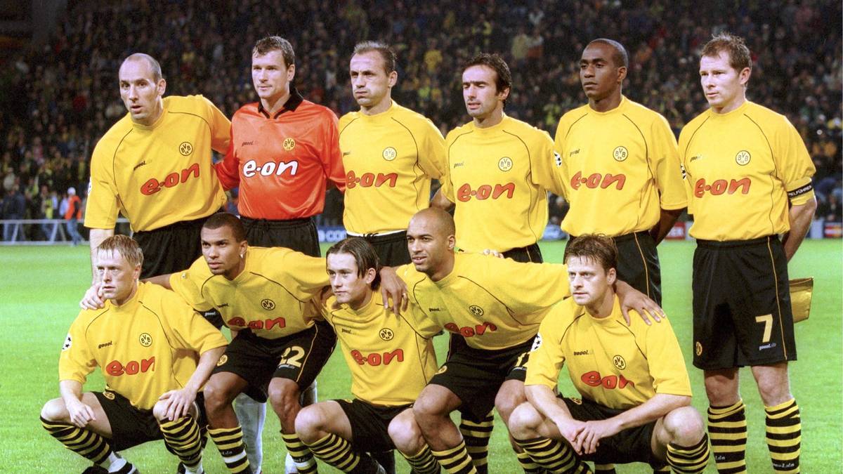 Fast 35 Jahre dauert es, bis sich die Schwarz-Gelben und Liverpool wieder auf dem Rasen begegnen. In der Gruppenphase der Champions-League-Saison 2001/02 kämpfen beide Teams um den Einzug in die K.o.-Phase