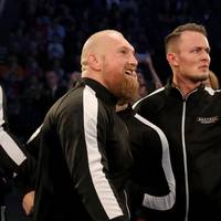 Axel Tischer, der frühere Alexander Wolfe, hat bei WWE Geschichte geschrieben. Nun stärkt er mit einer neuen Unternehmung die deutsche Szene.