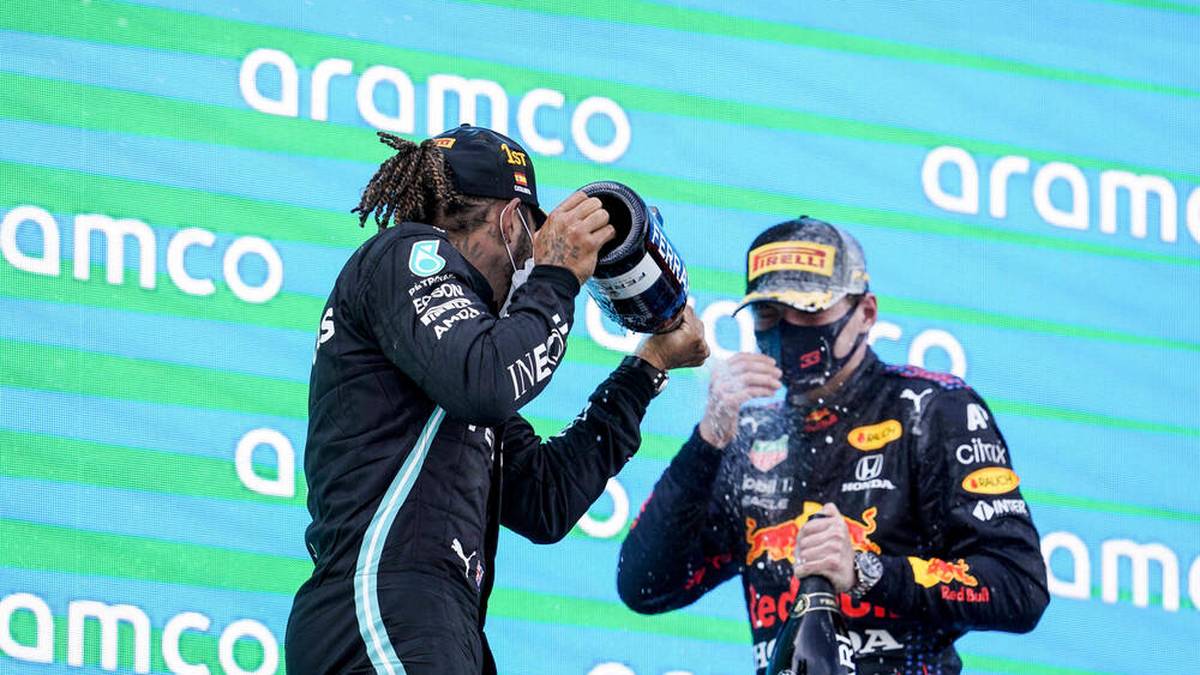 Formel 1: Red-Bull-Taktik geht schief: Hamilton macht Verstappen nass