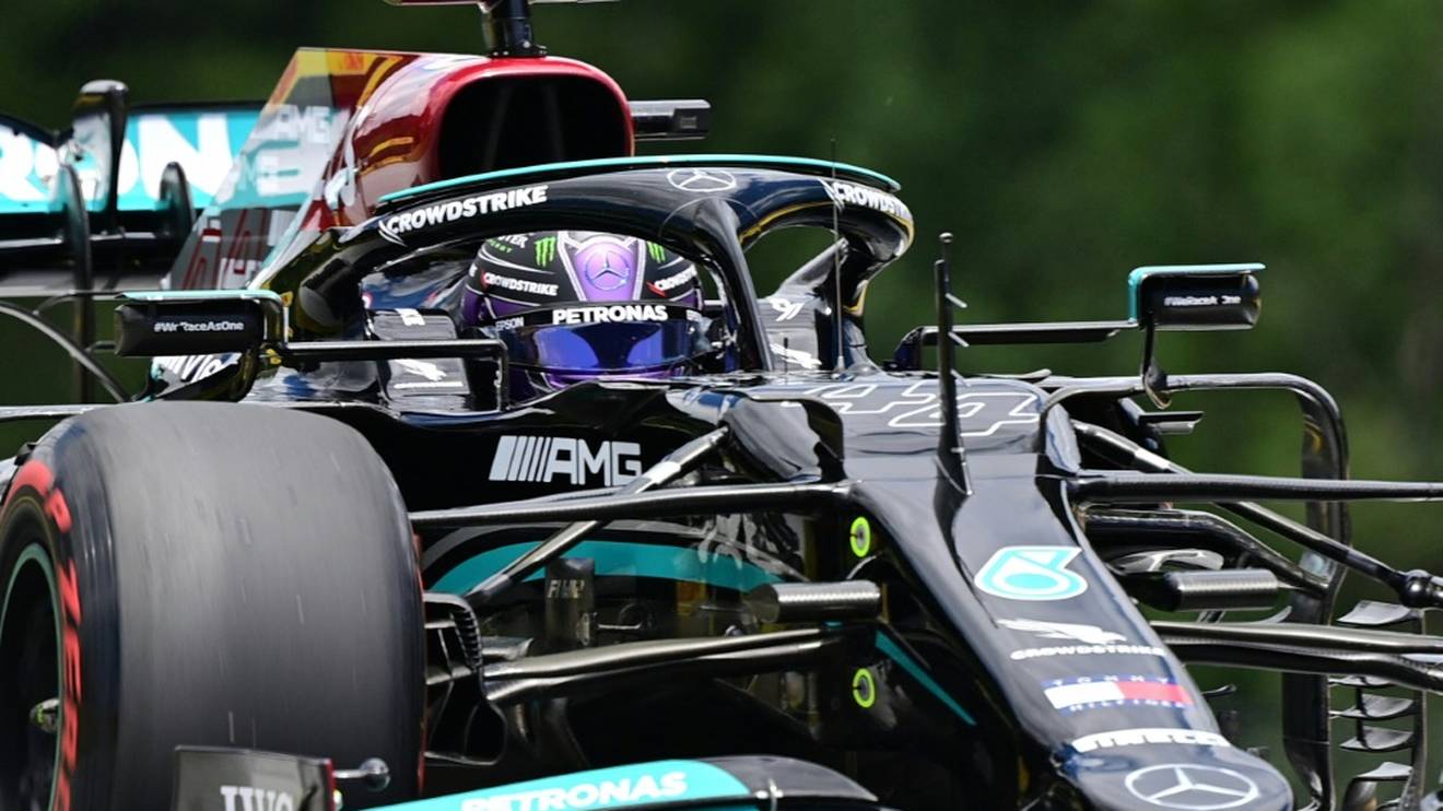 Formel 1 Lewis Hamilton Als Schnellster Des Trainings Ins Qualifying