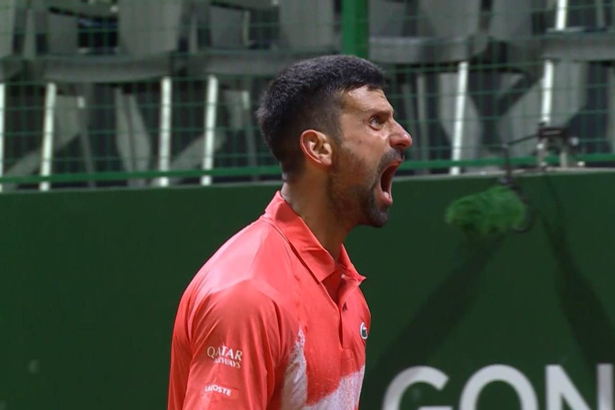 Novak Djokovic steht beim Geneva Open nach einem 6:4, 6:4 gegen Arnaldi erneut im Halbfinale. Am 38. Geburtstag dreht der Serbe im zweiten Satz ein 1:4 noch zum Sieg.