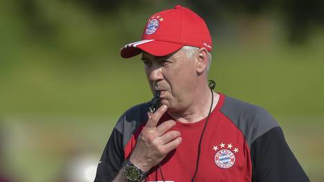 Carlo Ancelotti soll die Bayern in dieser Saison zum Triple führen