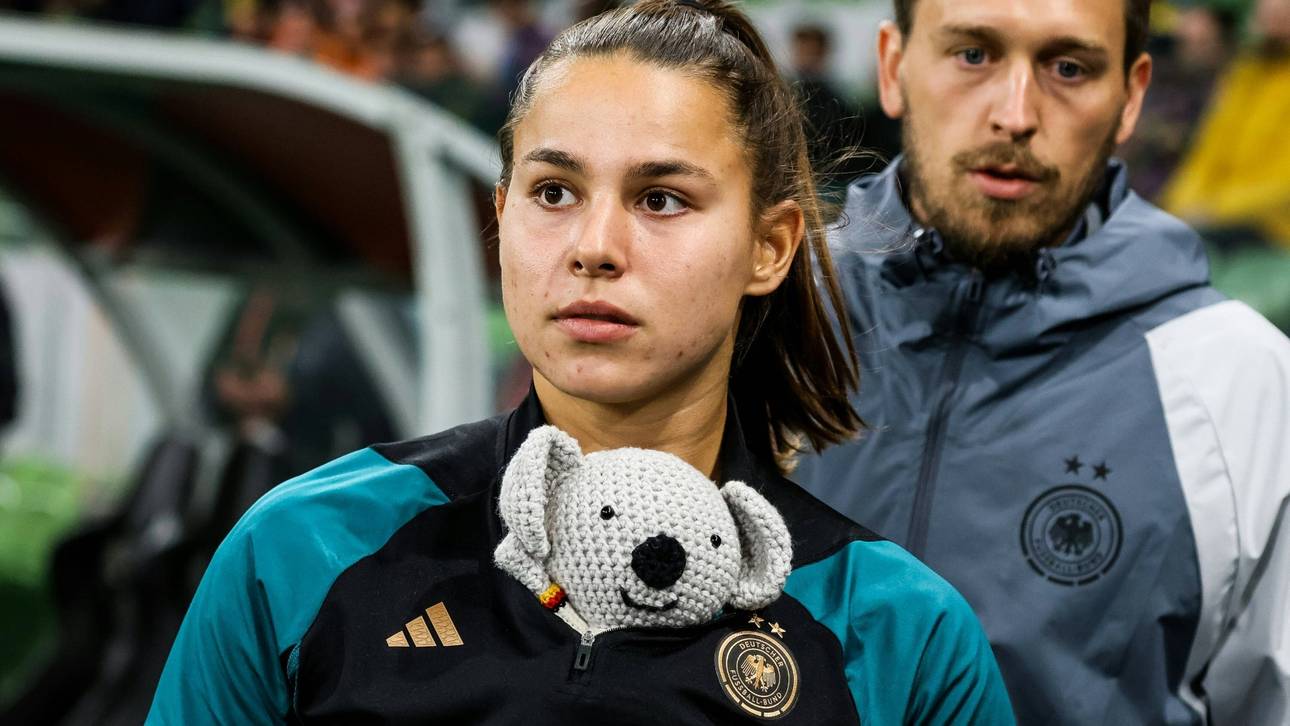 Glückskoala „Waru“ der Hingucker bei den DFB-Frauen