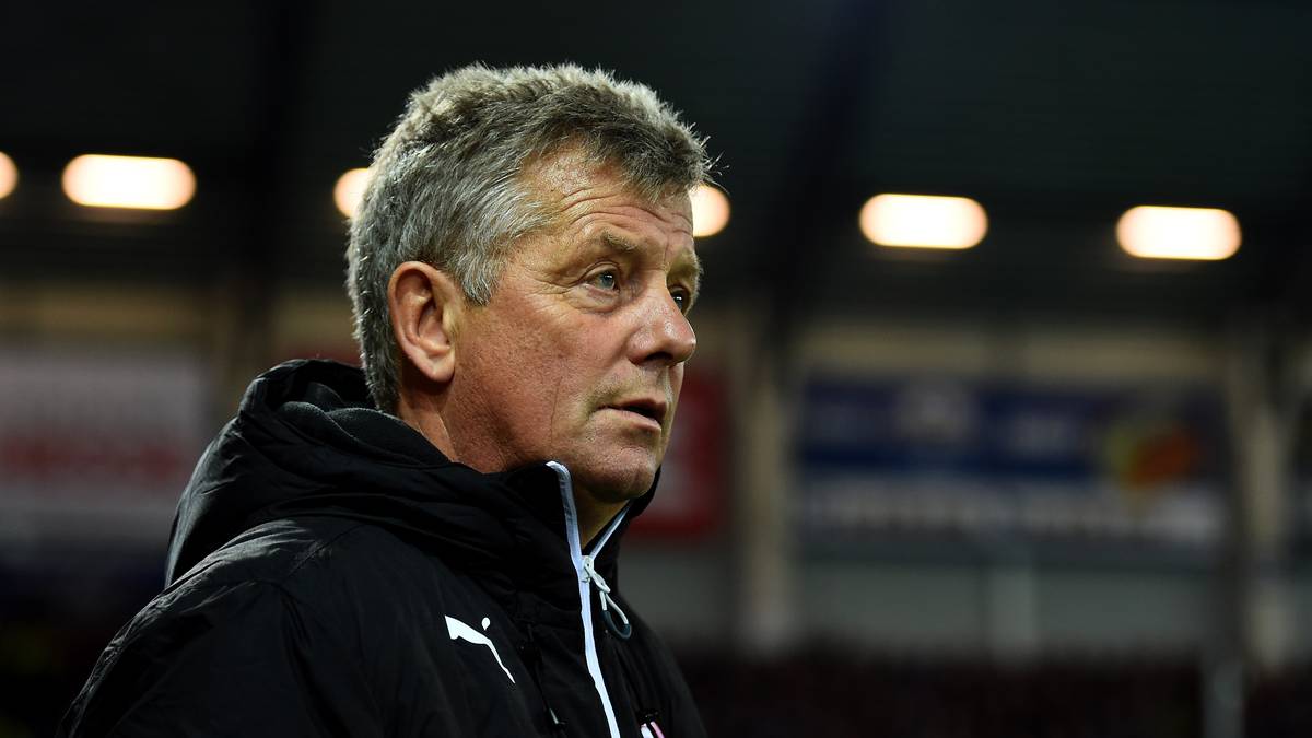 Denn Heynckes' langjähriger Assistent Peter Hermann hat noch einen laufenden Vertrag bei Zweitliga-Spitzenreiter Fortuna Düsseldorf