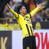 Borussia Dortmund und Bayer Leverkusen fühlen sich in der Rolle des Jägers derzeit mehr als wohl - doch zumindest eine Serie wird am Sonntag reißen.