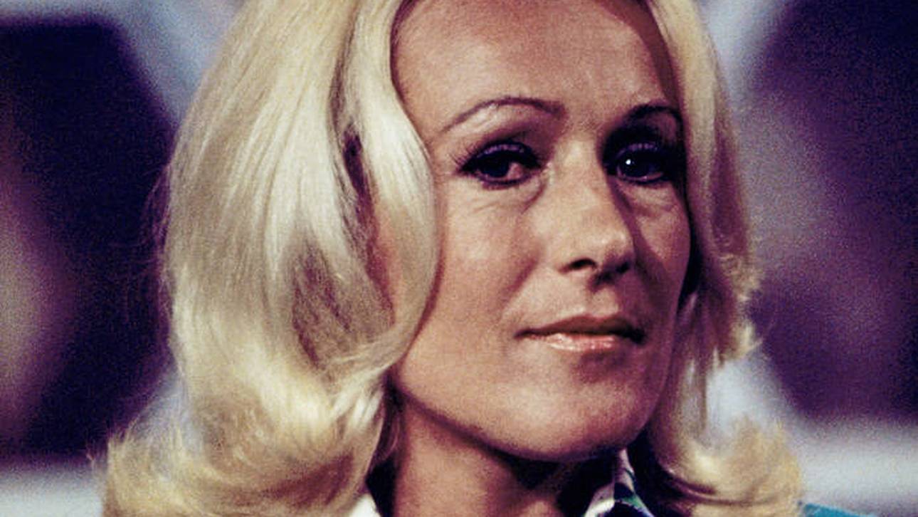 Heidi Biebl bei einem TV-Auftritt in der Sendung "Dalli Dalli" 1974