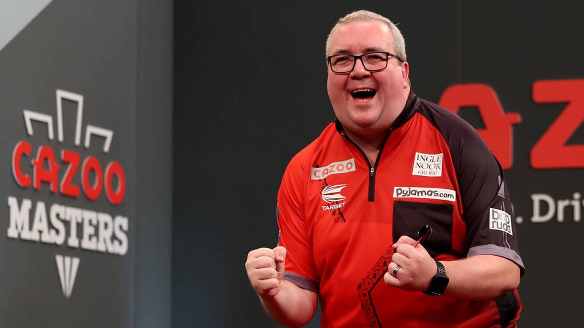 STEPHEN BUNTING (England):
Dem Publikumsliebling gelang bei der WM 2025 der Einzug ins Halbfinale. Trotz einer sinkenden Formkurve ist dem an Nr. 4 gesetzten „The Bullet“ ein ähnlicher Erfolg erneut zuzutrauen – wenn nicht sogar mehr