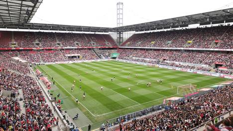 Gegen Frankfurt spielten die FC-Frauen in Müngersdorf