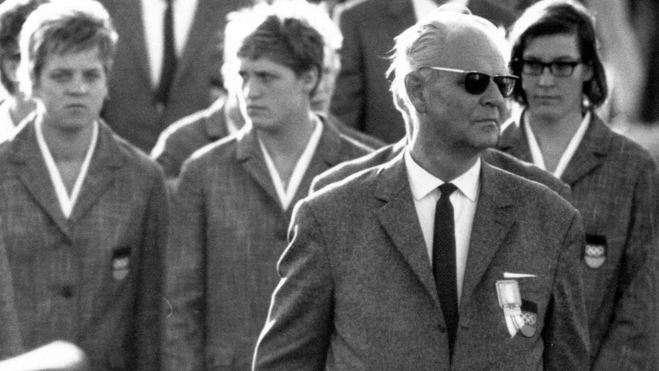 Gerhard Stöck bei Olympia 1964 in Tokio, wo er stellvertretender Delegationschef war