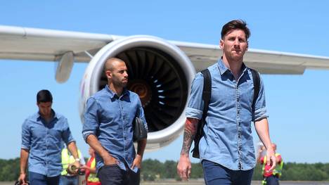 Lionel Messi (r.) war im Dezember zu Gast in Dubai