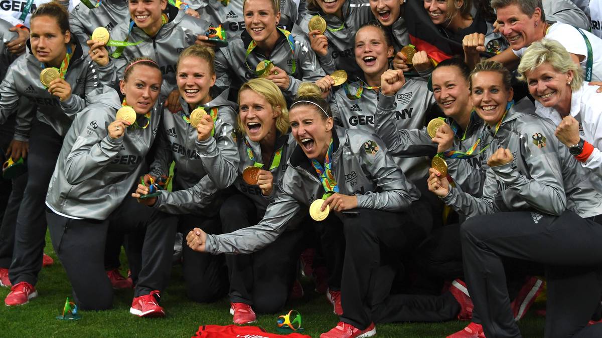 Die DFB-Frauen bescheren der scheidenden Trainerin Silvia Neid einen goldenen Abschied. Nach dem 2:1 im Finale über Schweden ist das Team erstmals Olympiasieger