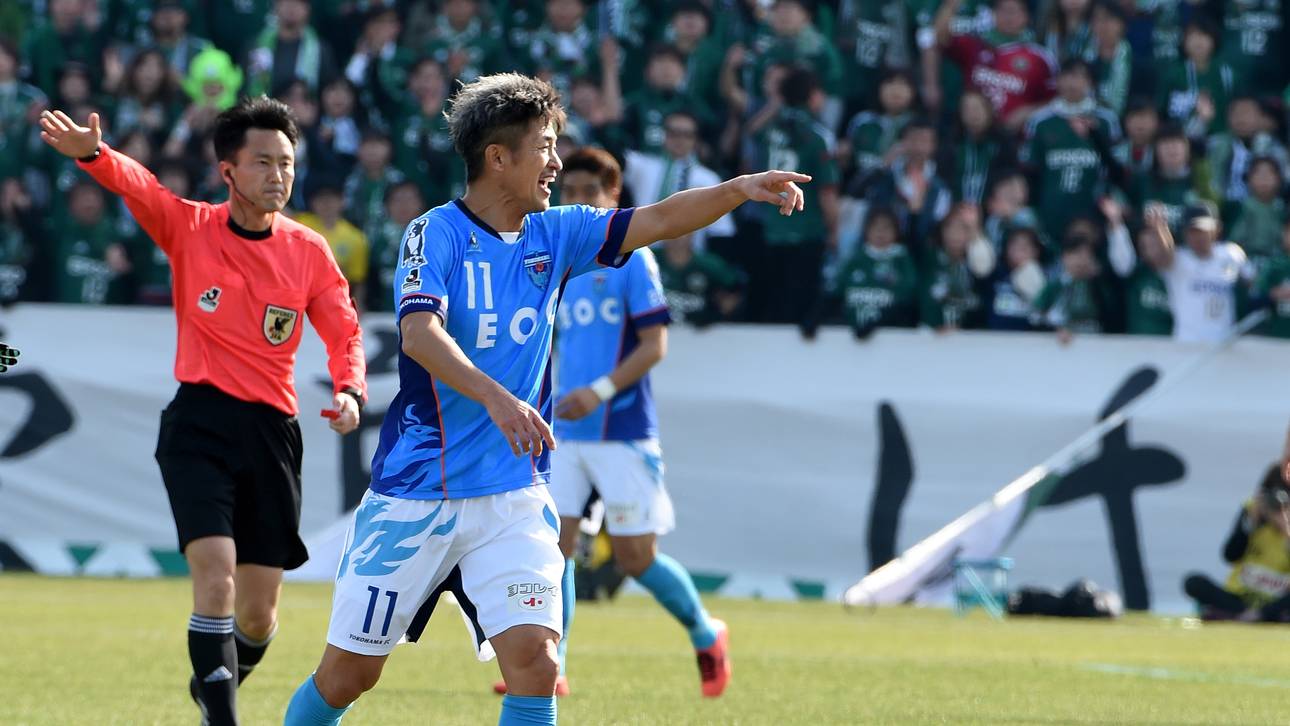 Rekord: Miura ältester Fußball-Profi