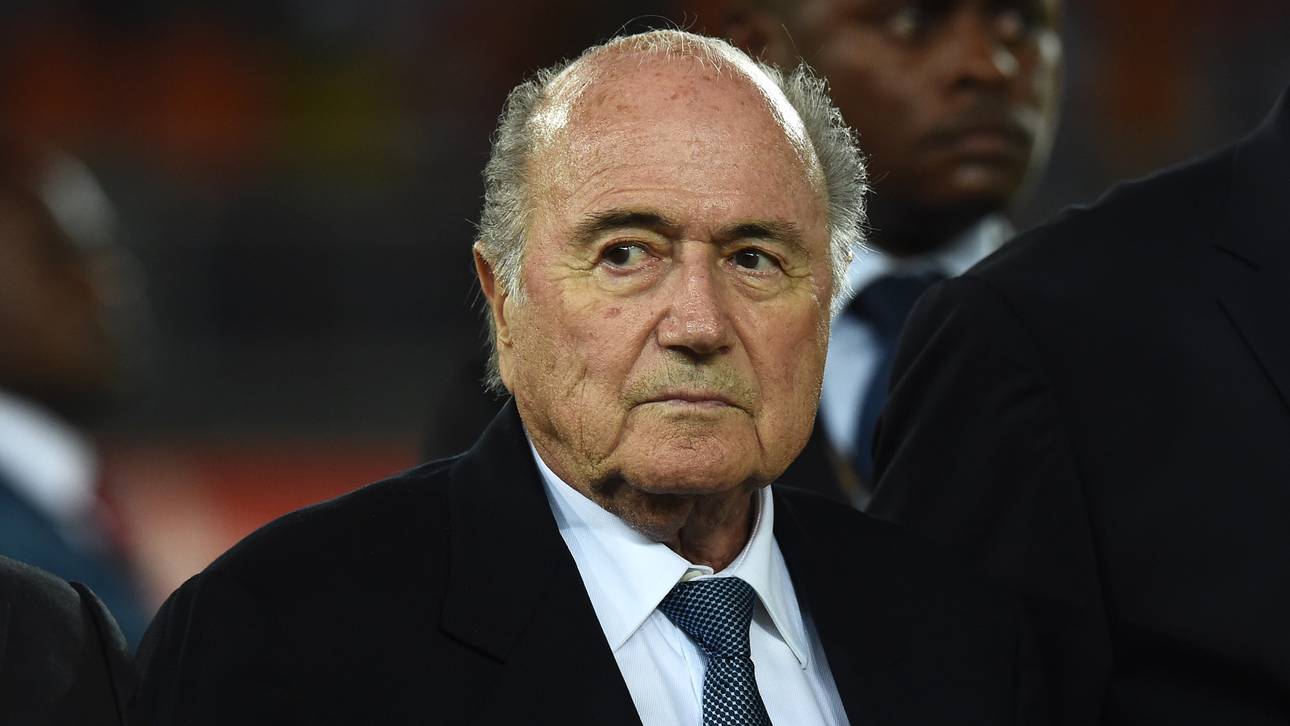 Blatter: WM-Finale 2022 „nicht am 23.“