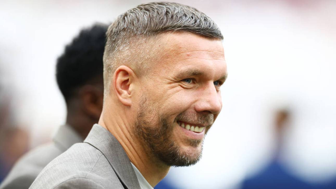 Podolski adelt Wirtz und Neuer