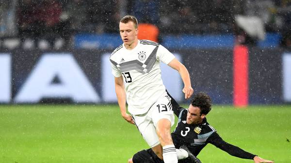 DORTMUND, GERMANY - OCTOBER 09: Lukas Klostermann of Germany is tackled by Nicolas Taglioafico of Argentina  during the International Friendly between Germany and Argentina at Signal Iduna Park on October 09, 2019 in Dortmund, Germany. (Photo by Jörg Schüler/Bongarts/Getty Images)