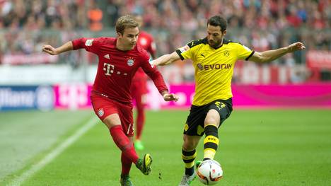 Mario Götze (l., mit Gonzalo Castro) hat auch bei Borussia Dortmund harte Konkurrenz BVB