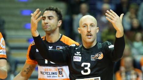 Volleyball Bundesliga Männer  Auch Dustin Watten war bei der klaren Niederlage gegen Frankfurt machtlos