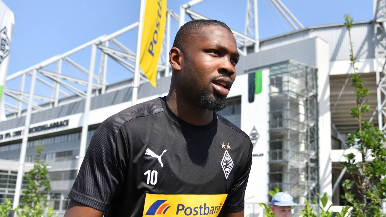 Gladbach siegt bei Thuram-Debüt