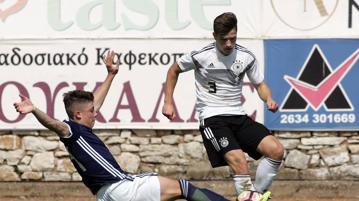 NOAH KATTERBACH: Der 17 Jahre alte Kölner ist auf der linken Defensivseite zuhause, weiß aber durchaus auch in der Offensive zu überzeugen. In zehn U17-Länderspielen traf Katterbach bereits zweimal