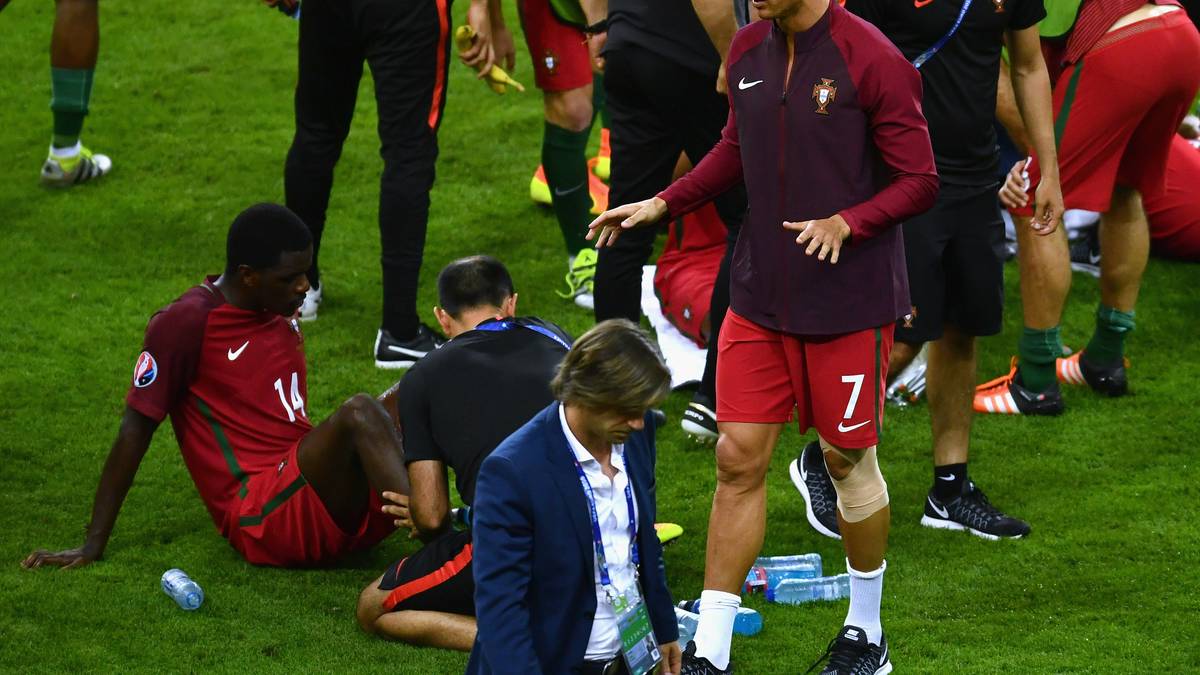 Der Portugiese spricht seinen Teamkollegen für die Verlängerung Mut zu