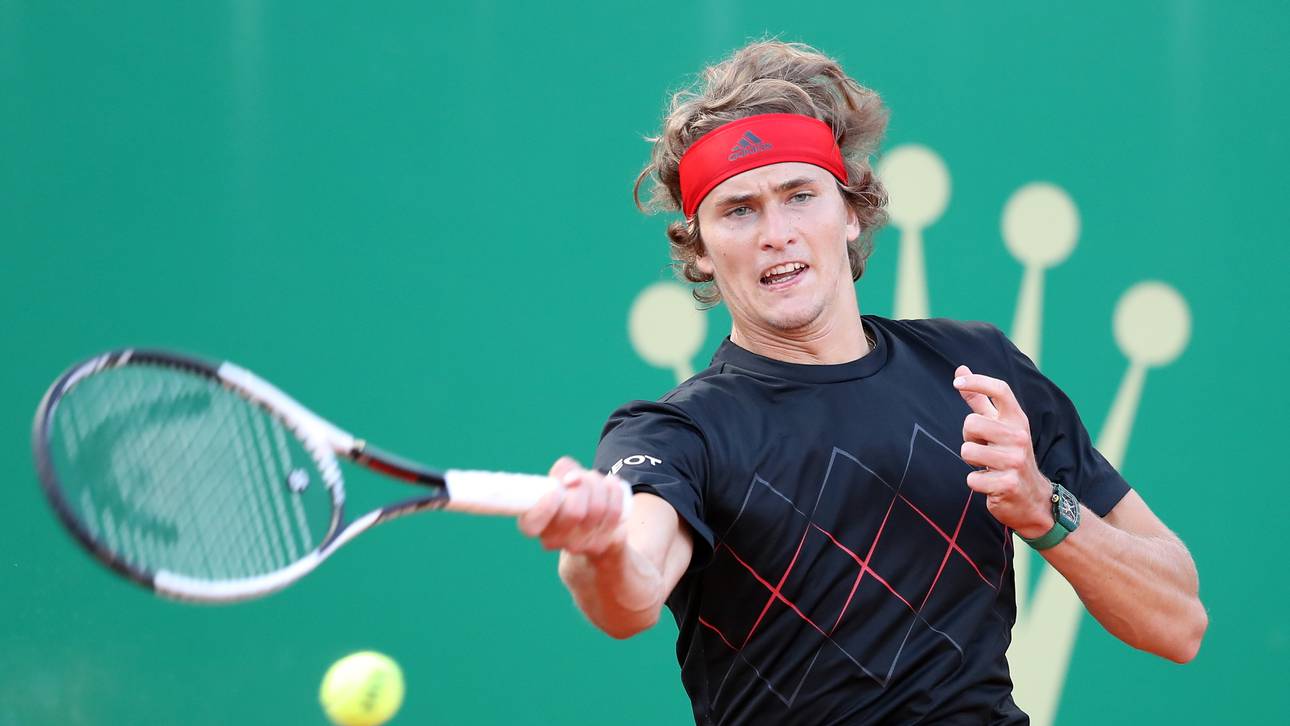 Auch Zverev kämpft sich weiter