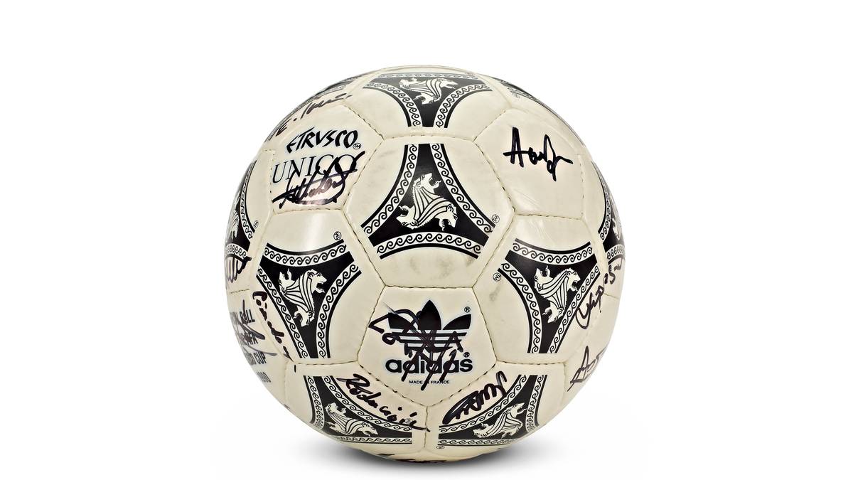 WM 1990 IN ITALIEN - Adidas Etrusco Unico