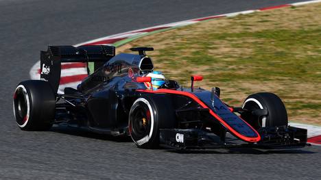 Fernando Alonso hatte beim Unfall in Barcelona eine Gehirnerschütterung erlitten