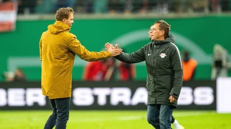 Ralf Rangnick (r.) räumt im Sommer den Trainer-Posten bei RB Leipzig für Julian Nagelsmann