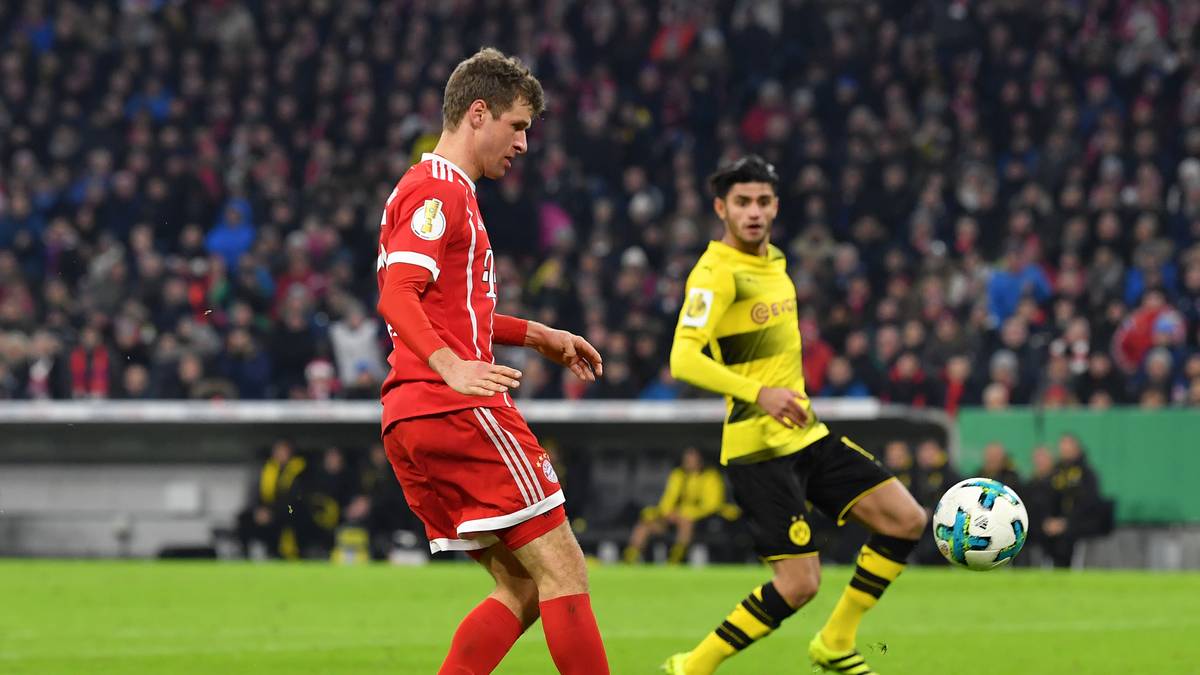 Kurz vor der Pause besorgt Thomas Müller dann doch das verdiente 2:0 für die Bayern. Bereits die Vorentscheidung?