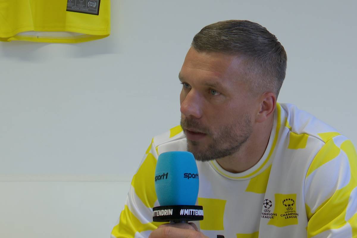 Arsenal beendet die Saison 2024/2025 als Tabellenzweiter. Im Exklusiv-Interview mit Sport1 zieht Ex-Arsenal-Profi Podolski einen überraschenden Vergleich und analysiert, woran es scheiterte.