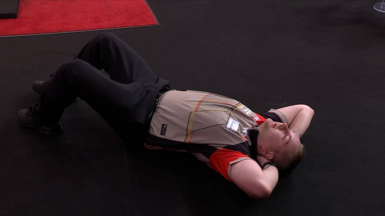 Fans schimpfen über Darts-Champion