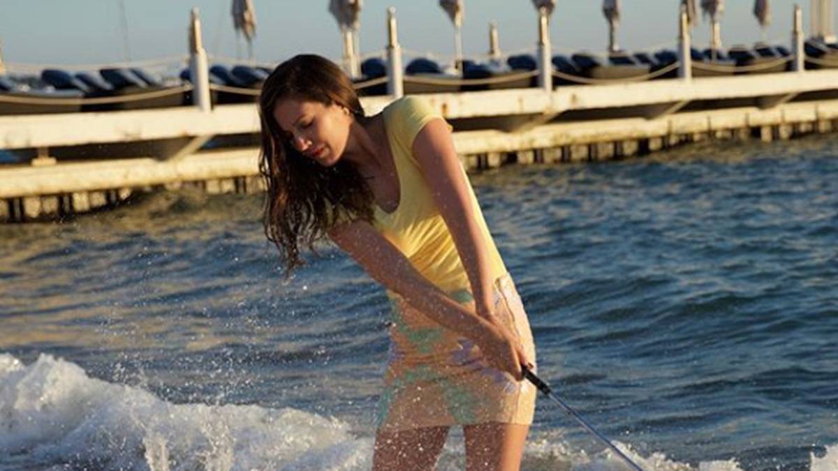 Ihrer Leidenschaft Golf geht die 33-Jährige nicht nur auf dem Grün, sondern auch an anderen Orten nach