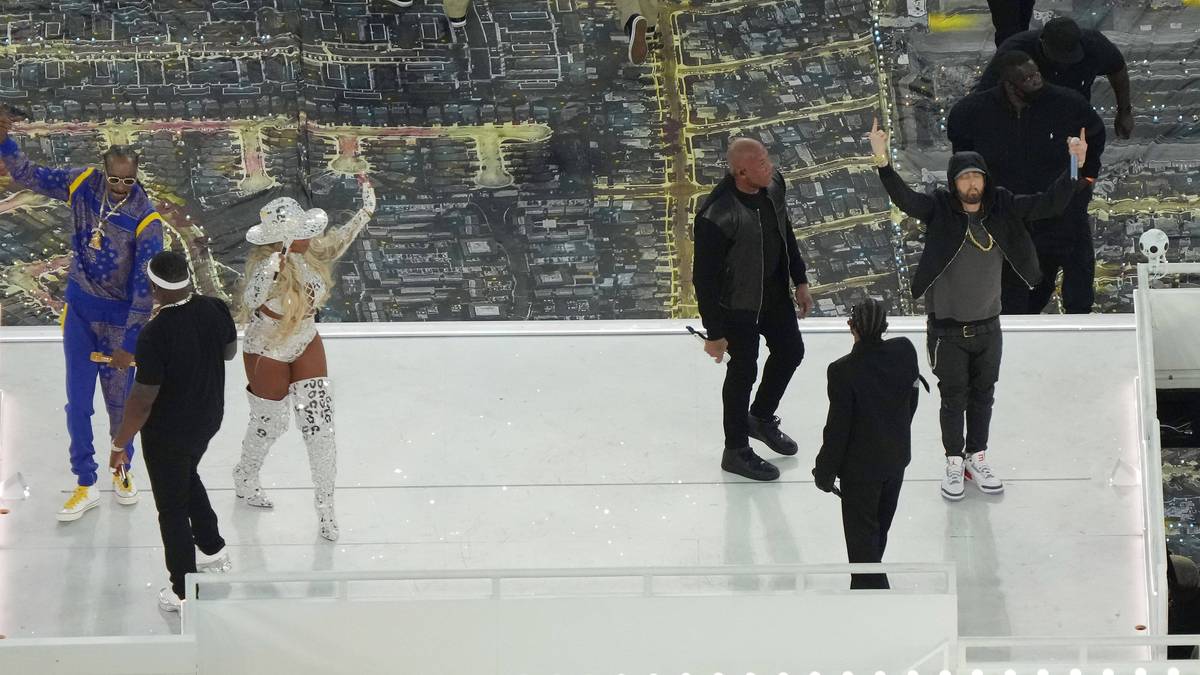 Zum großen Finale stehen dann alle Stars inklusive Kendrick Lamar auf der Bühne