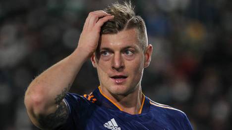 Nicht nur das mühsame Weiterkommen treibt Toni Kroos um. Der Starspieler von Real Madrid wettert vor allem über eine Schiedsrichter-Entscheidung.