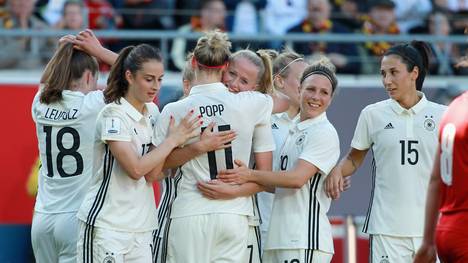Germany Women's v Czech Republic Women's - 2019 FIFA Women's World Championship Qualifier