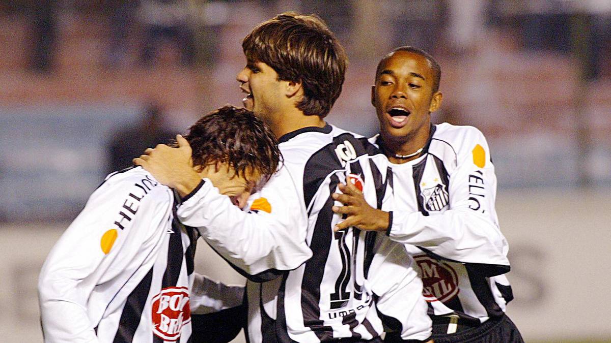 Alles begann in Brasilien. Beim FC Santos, dem einstigen Verein von Legende Pelé entsprang er der erfolgreichen Jugendakademie und schaffte es bereits im Alter von 17 Jahren in den Kader der Profis