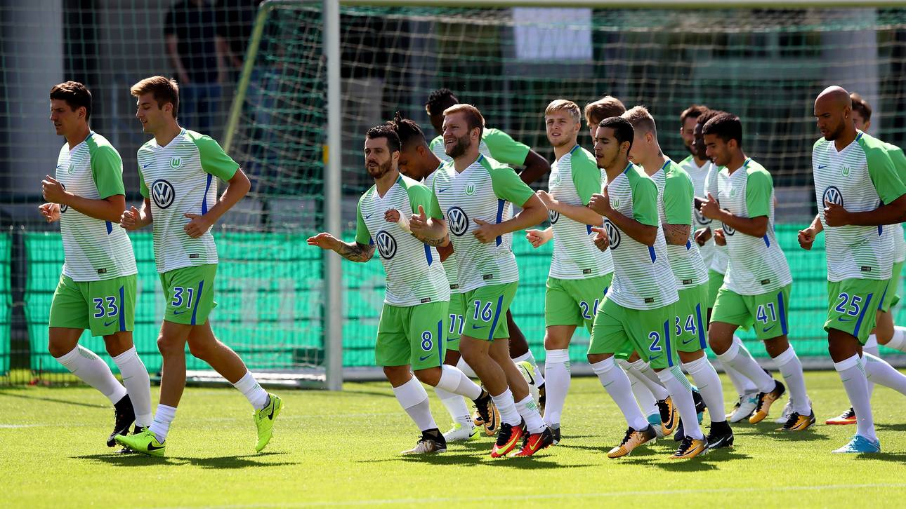 Wolfsburg startet mit Neulingen
