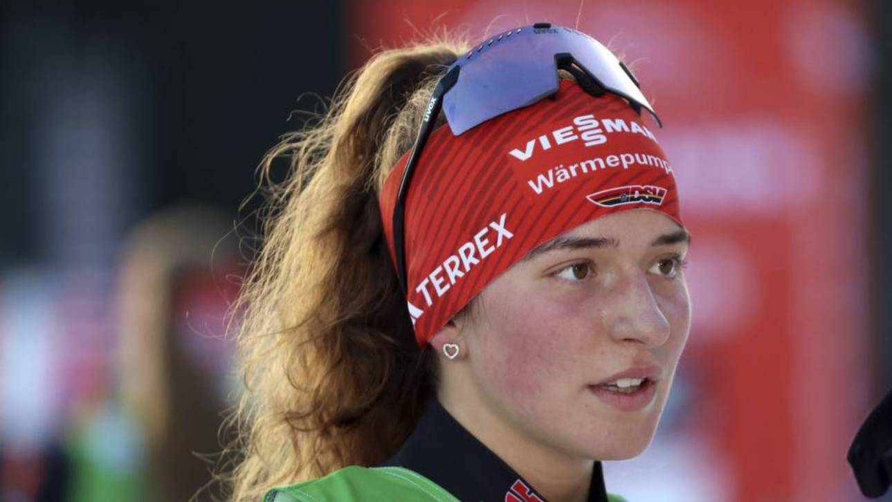 Wintersport-Paar zeigt sich romantisch