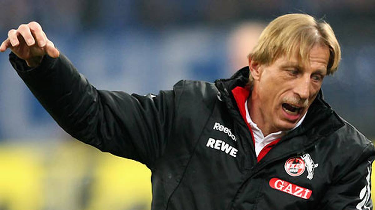 Christoph Daum - 426: Trainer u.a. bei Eintracht Frankfurt, Köln und Bayer Leverkusen. Erfolge: Deutscher Meister (1992 VfB Stuttgart), Supercupsieger (1992 VfB Stuttgart), Türkischer Pokal (1994 Besiktas Istanbul), Supercupsieger (1994 Besiktas Istanbul, 2009 2009 - Supercupsieger), Türkische Meisterschaft (1995 Besiktas Istanbul, 2004,2005 Fenerbahce Istanbul)