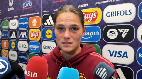 Trotz eines großen Kampfes platzt der Titeltraum für die DFB-Frauen im EM-Halbfinale gegen Spanien. Viel vorzuwerfen hat sich das Team allerdings nicht, wie Giovanna Hoffmann untermauert.