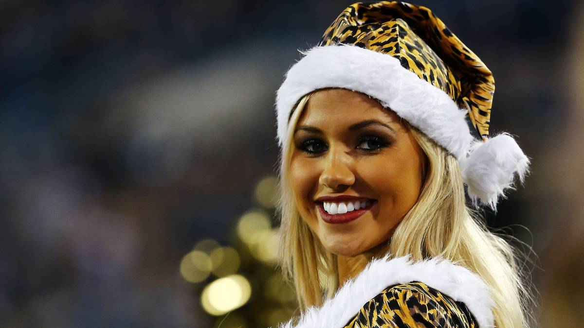Und diese Frau? Richtig. Die Jacksonville Jaguars