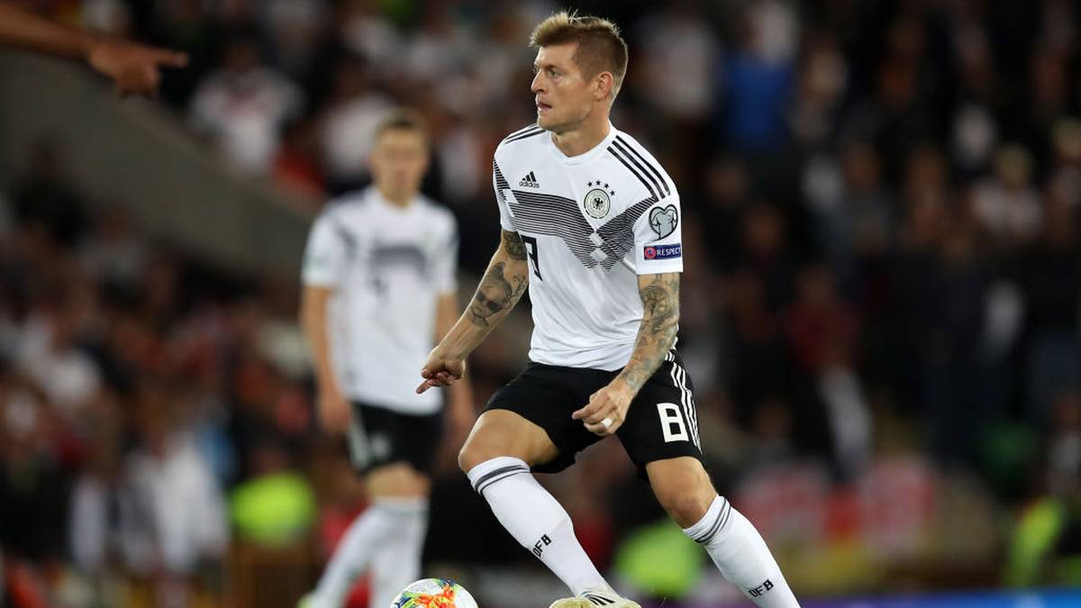 TONI KROOS (Real Madrid - 94/15)