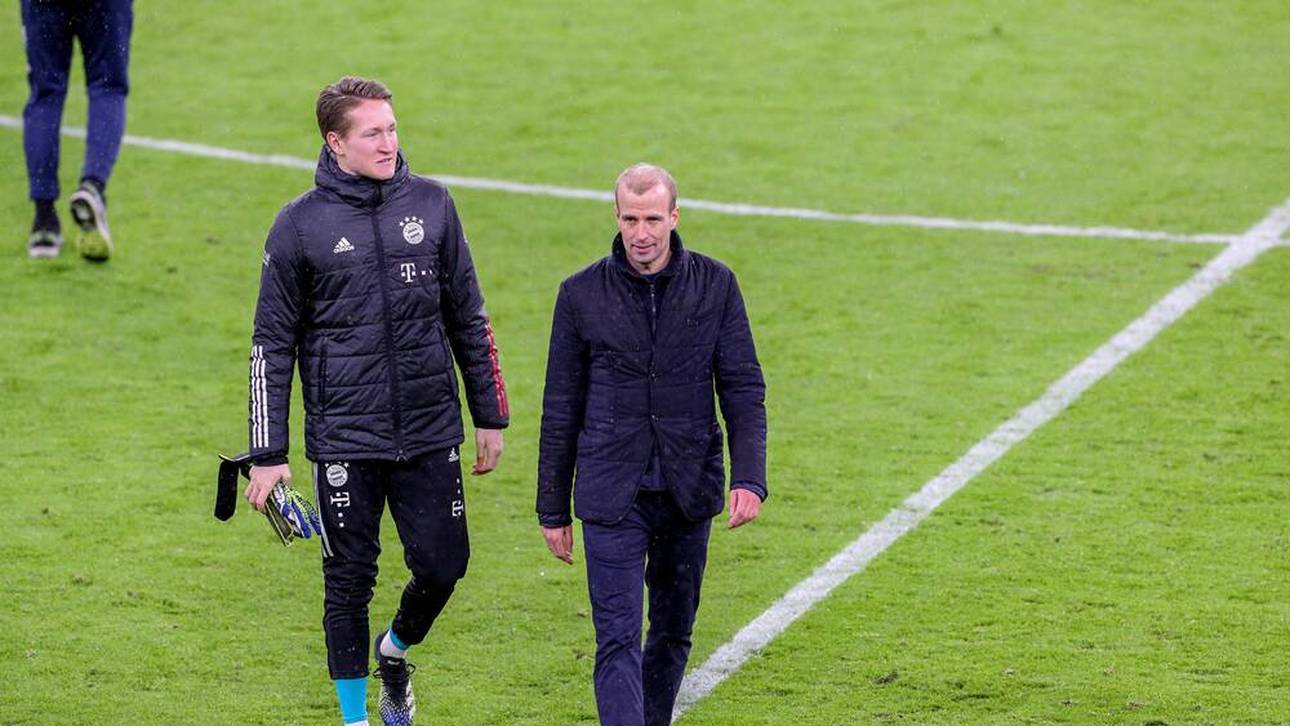 Ron-Thorben Hoffmann (l.) zusammen mit Sebastian Hoeneß beim FC Bayern II