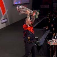 Die legendärsten Szenen einer denkwürdigen Darts-WM