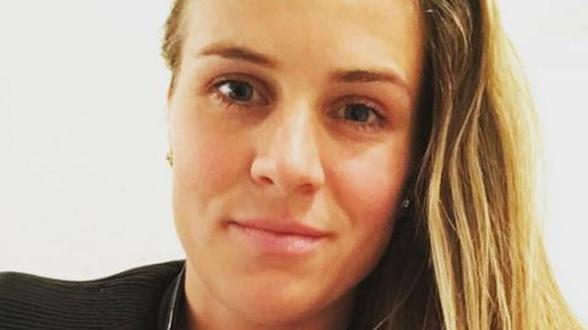 Zwei Jahre später wechselte sie nach Frankfurt, wo sie seitdem unter Vertrag steht und große Erfolge feierte. So gewann sie 2014 den DFB-Pokal und 2015 als goldene Krönung die Champions League