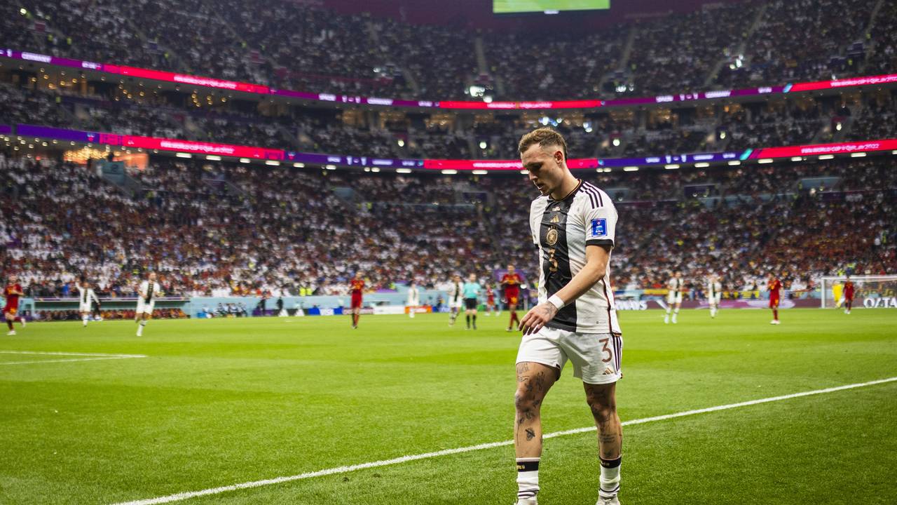David Raum wurde gegen Spanien verletzungsbedingt ausgewechselt