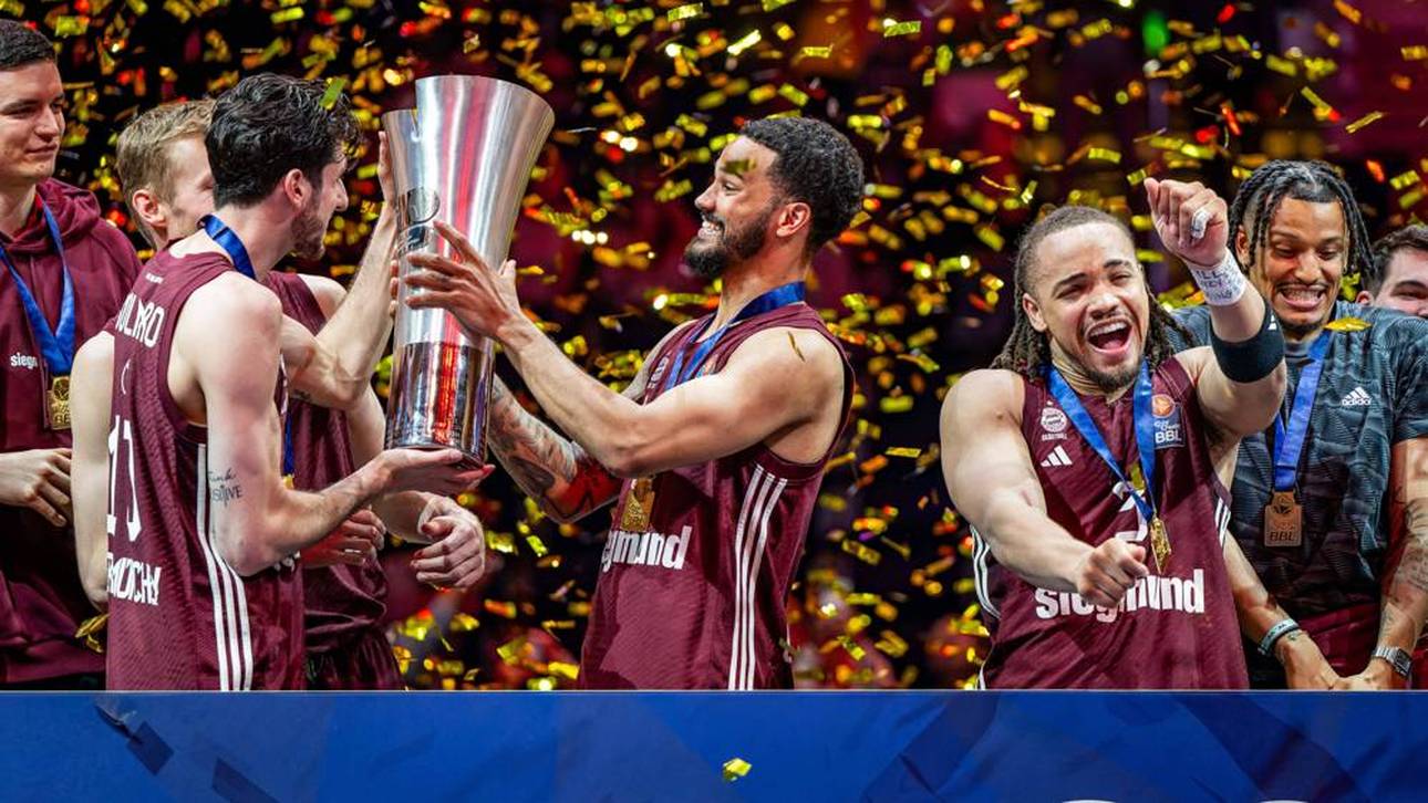 Nick Weiler-Babb (m.) und Carsen Edwards (r.) verlassen den FC Bayern