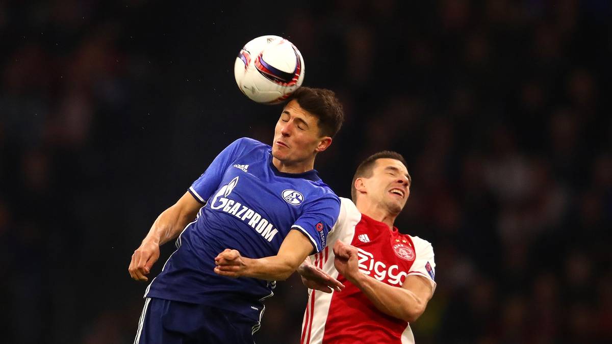 ALESSANDRO SCHÖPF (bis 71. Minute): Offensiv nicht vorhanden, defensiv mit großen Problemen gegen den quirligen Younes, woraus auch der Elfmeter resultiert. Muss für Klaas-Jan Huntelaar weichen. Schwächster Knappe - SPORT1-Note: 6